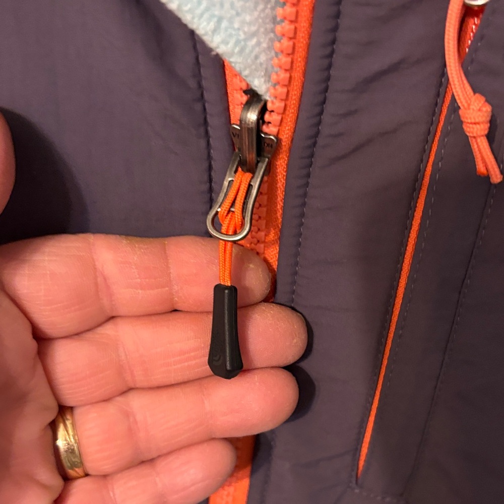 The North Face Women’s gray/light blue fleece jacket - Picture 8 of 12